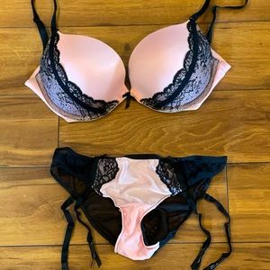 Victoria’s Secret 2pc set pink and black lace